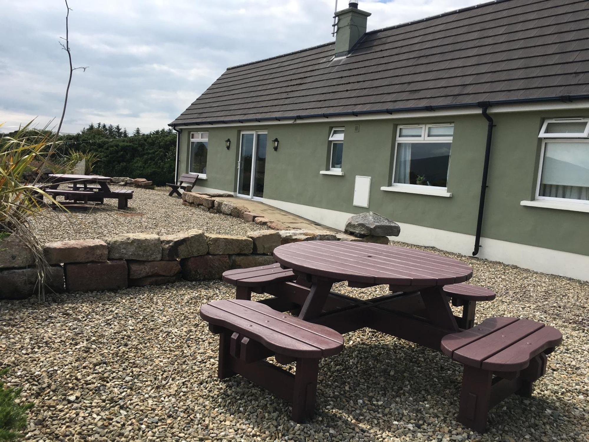 Causeway Coast Country Cottage, Pet-Friendly バリーキャッスル エクステリア 写真